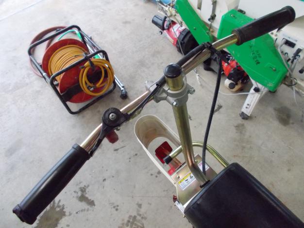 丸山　中古　乗用溝切機