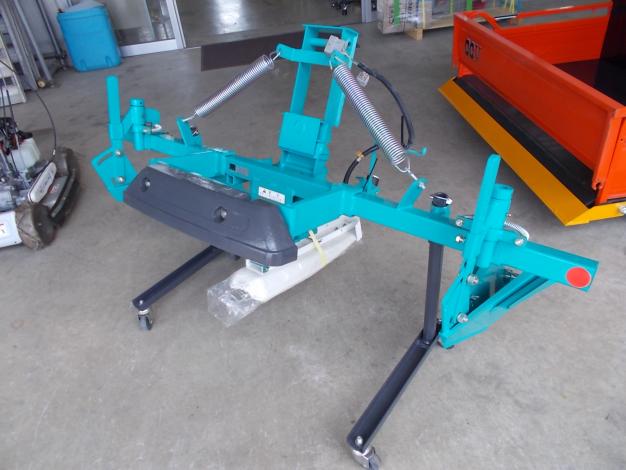 クボタ　中古　田植機用溝切機