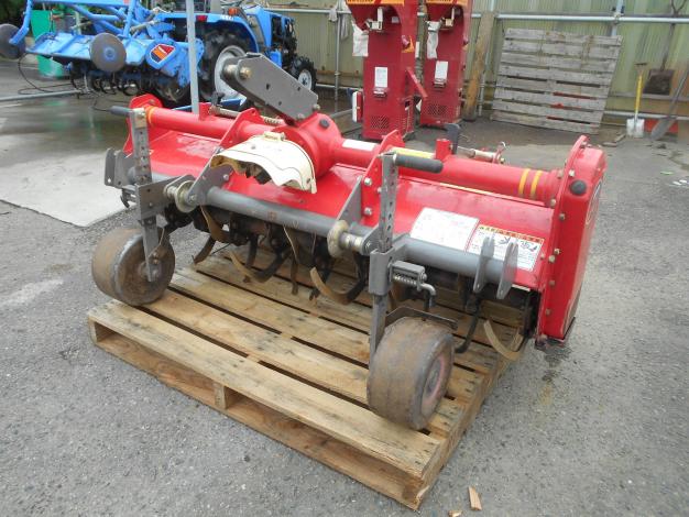 ニプロ　中古　ロータリー　1.5m　ヒッチ、PTOジョイント、トップリンク付き