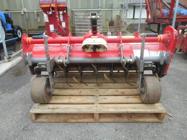 ニプロ　中古　ロータリー　1.5m　ヒッチ、PTOジョイント、トップリンク付き