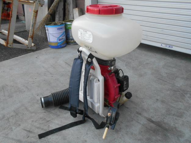 丸山　中古　背負動力散布機　25L