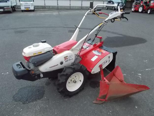ヤンマー耕耘機デカポチ