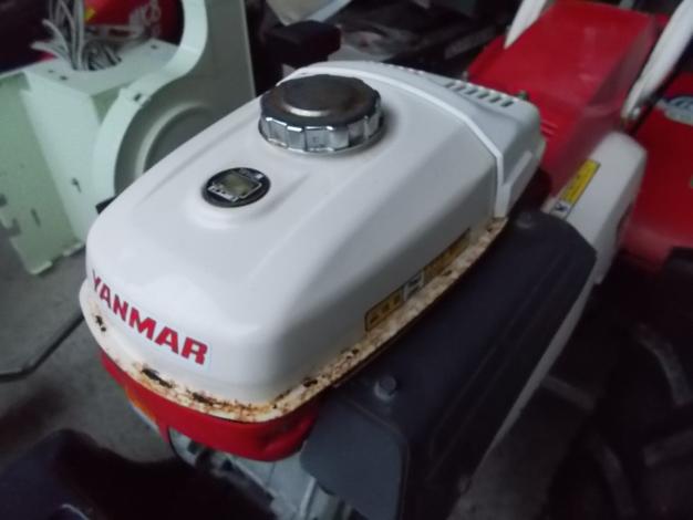 ヤンマー耕耘機デカポチ