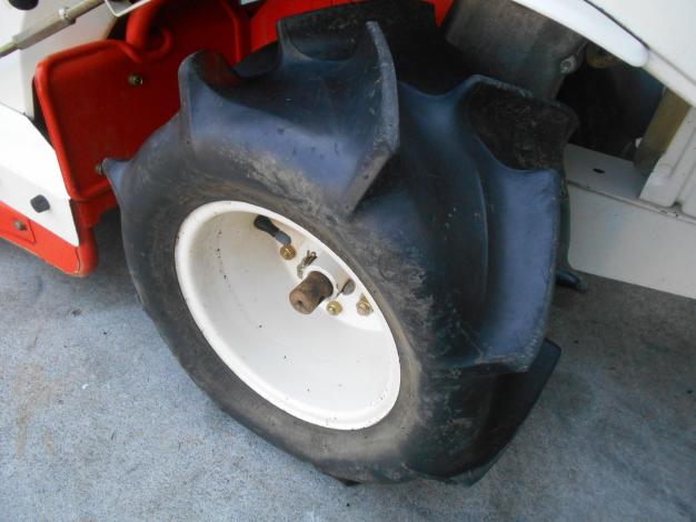 クボタ 中古 バインダー 2条 2輪 – 農キング