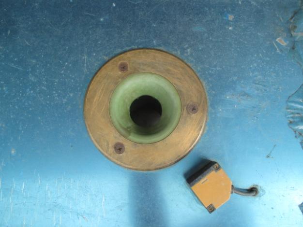 倉林　ネギ皮剥き機