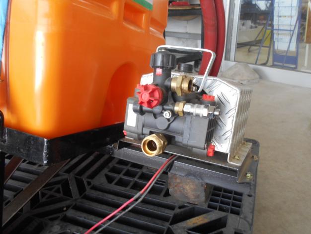 共立中古トラクターアタッチ散布装置