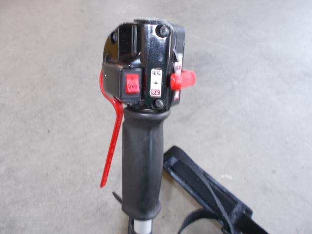 クボタ　中古　刈払機