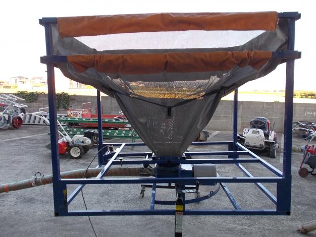 ヤンマー　中古　レザーコンテナ