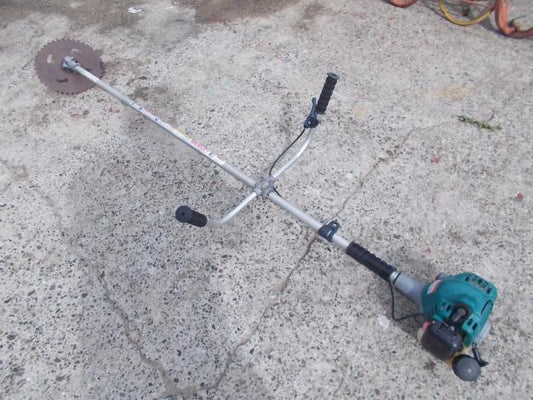 マキタ　中古　草刈機