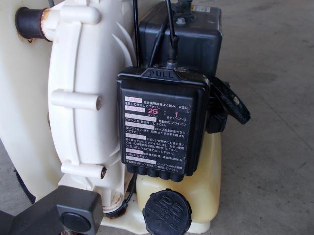 クボタ　中古　動力散布機