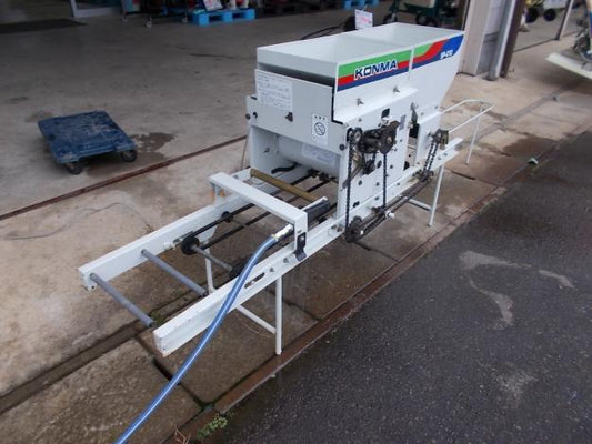 コンマ　中古　播種機