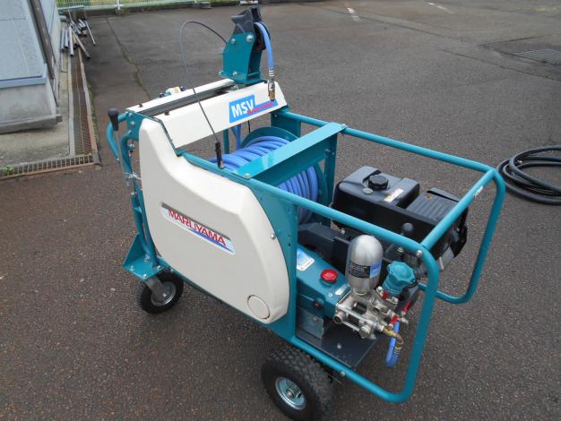 丸山製作所　中古自走式動力噴霧器