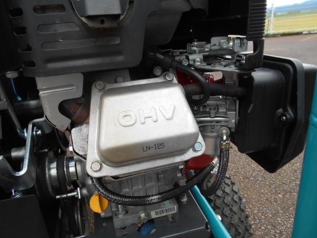 丸山製作所　中古自走式動力噴霧器