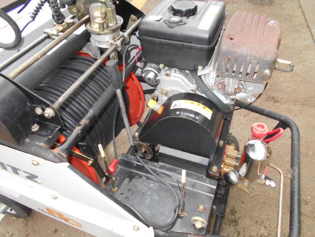 ラジコン動噴　自走式　共立 ヤマビコ 共立 やまびこ 動力噴霧機 自走式ラジコン動噴WDR817V