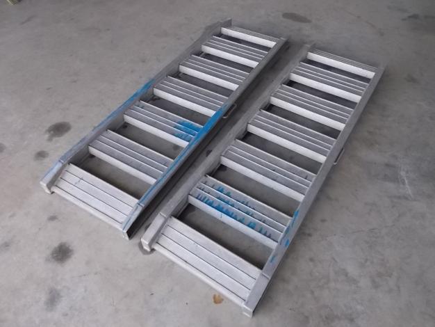 アルコック　中古　アルミブリッジ