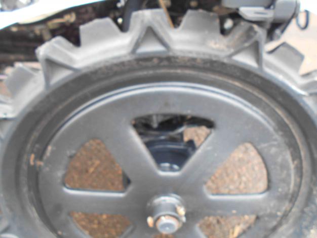 ヤンマー乗用4条田植機　PeS-1