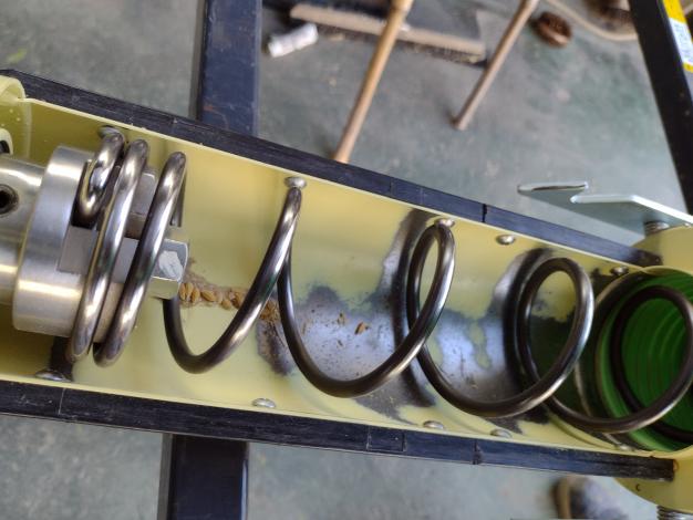 タイショー　中古　レザーコンテナ