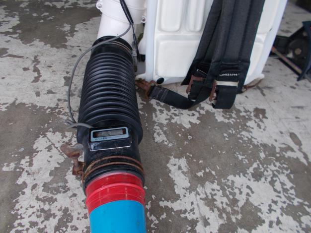 クボタ(丸山)　中古　背負動力散布機