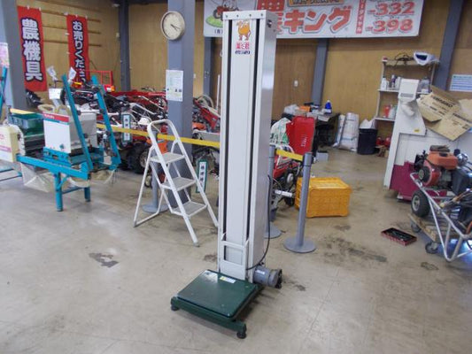 タイガー　カワシマ　中古　米袋用昇降機　楽だ君