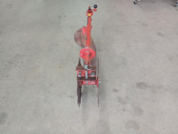 小関　明渠堀機(ミゾホール)　KM型