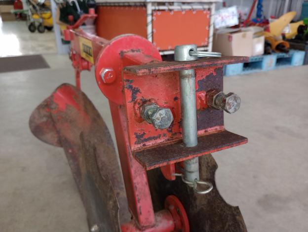 小関　明渠堀機(ミゾホール)　KM型