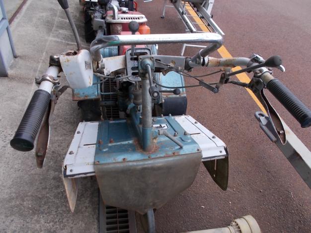 クボタ　中古　耕耘機
