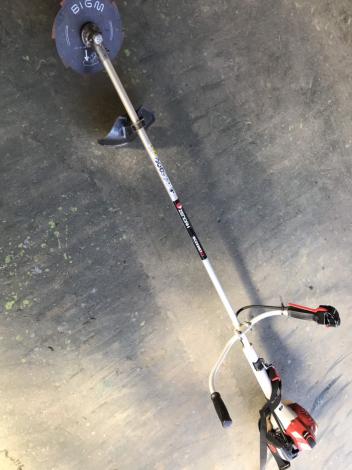 ゼノア　中古　刈払機