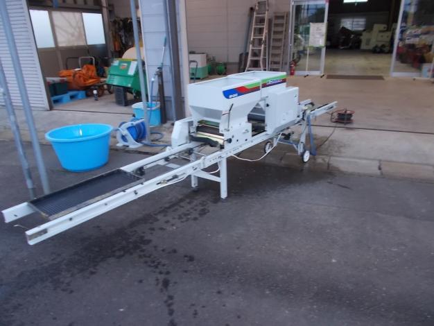 コンマ　中古　播種機
