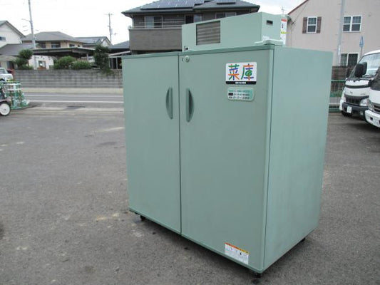 静岡製機　貯蔵庫