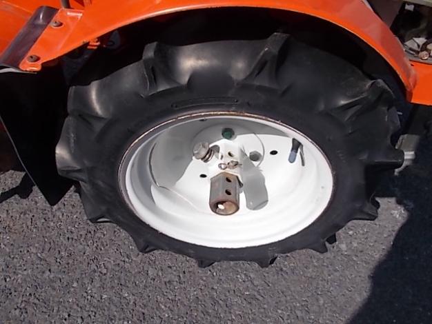 クボタ　中古　耕耘機