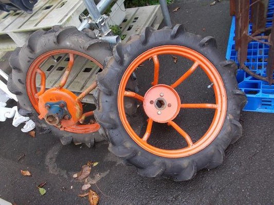 不明　中古　耕転機用高床ホイールタイヤ左右