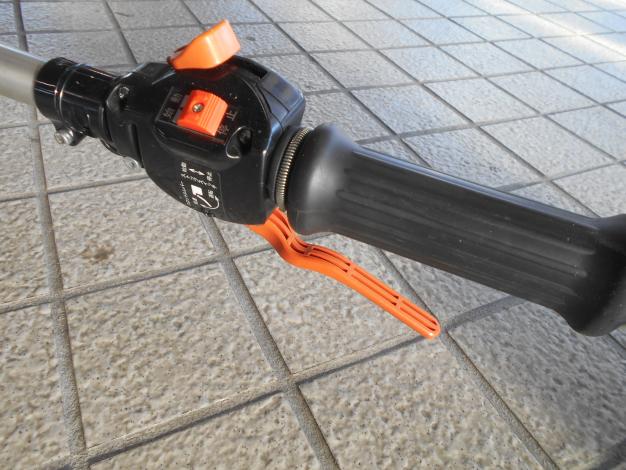 共立 中古 刈払機