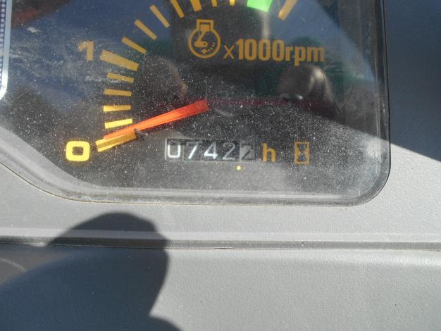 イセキ 中古 コンバイン 4条 結束機付き