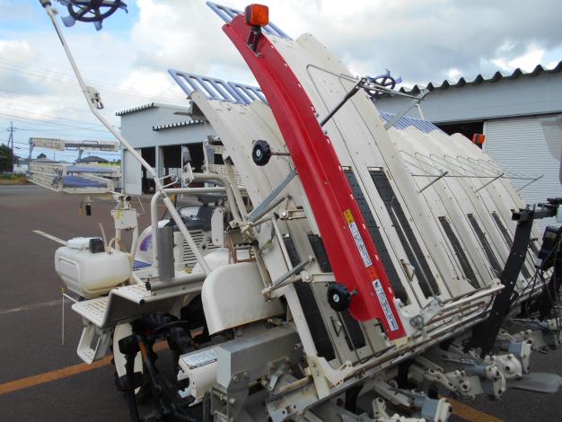 三菱　8条田植機