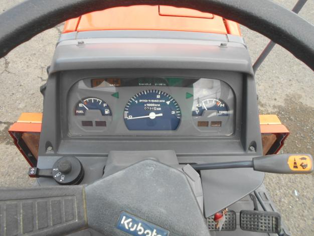 クボタ　中古　トラクター　21馬力