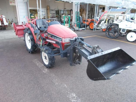 三菱　中古トラクター(フロントローダー付き)