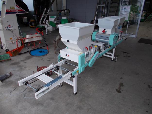 スズテック　中古　播種機