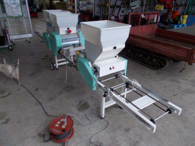 スズテック　中古　播種機