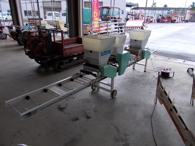 スズテック　中古　播種機