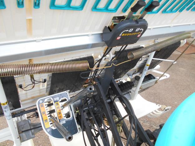 クボタ　4条田植機