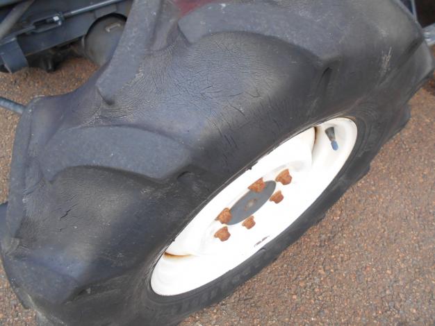 中古　クボタトラクター