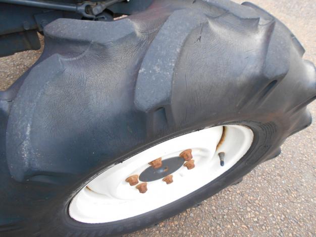 中古　クボタトラクター