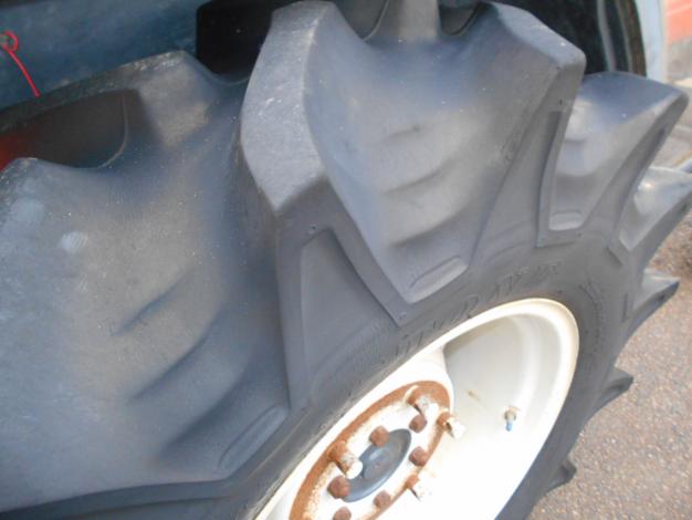 中古　クボタトラクター