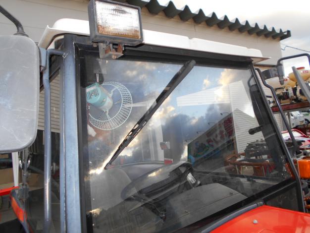 中古　クボタトラクター