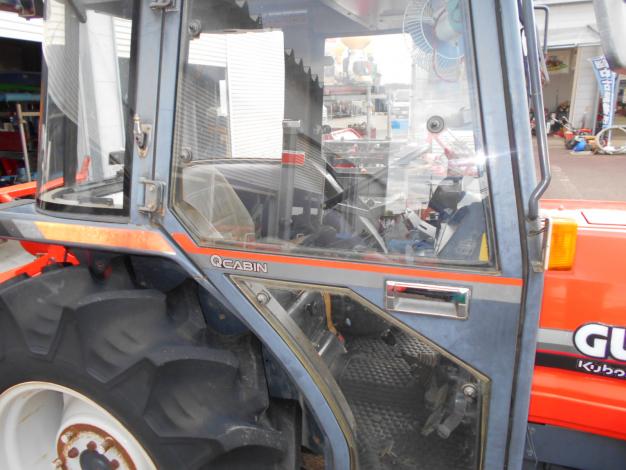 中古　クボタトラクター