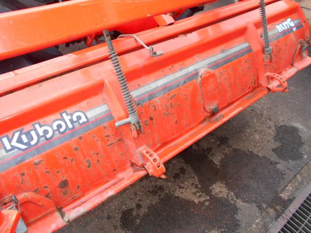 中古　クボタトラクター