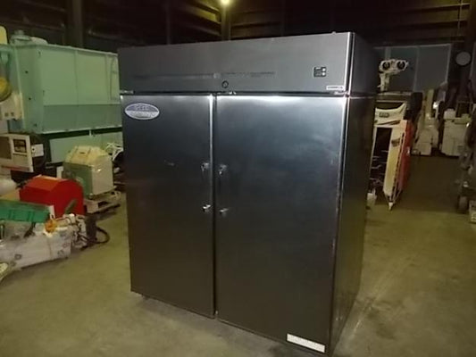 イセキ　中古　保冷庫 ファームストッカ