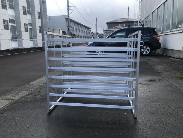 中古　アルミ苗コンテナ