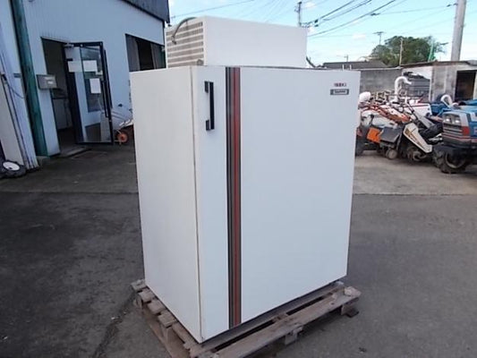 イセキ　中古　保冷庫