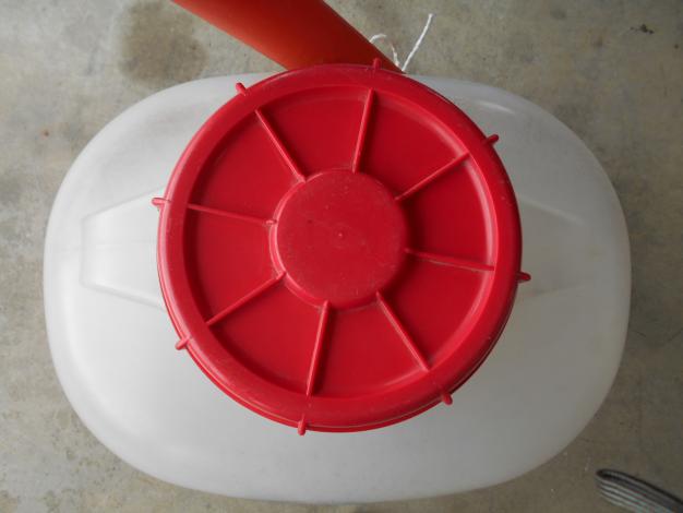 丸山 中古 背負式動力散布機 GKD7000-26